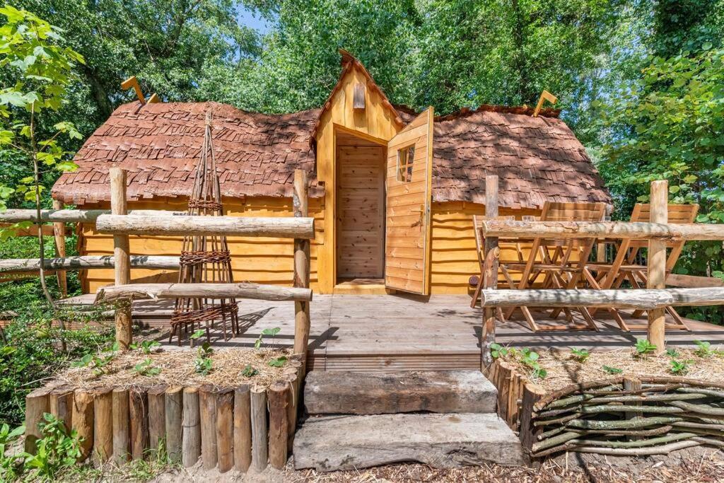 Au Pied Du Frene Villa Herzeele Екстериор снимка