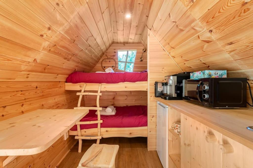 Au Pied Du Frene Villa Herzeele Екстериор снимка